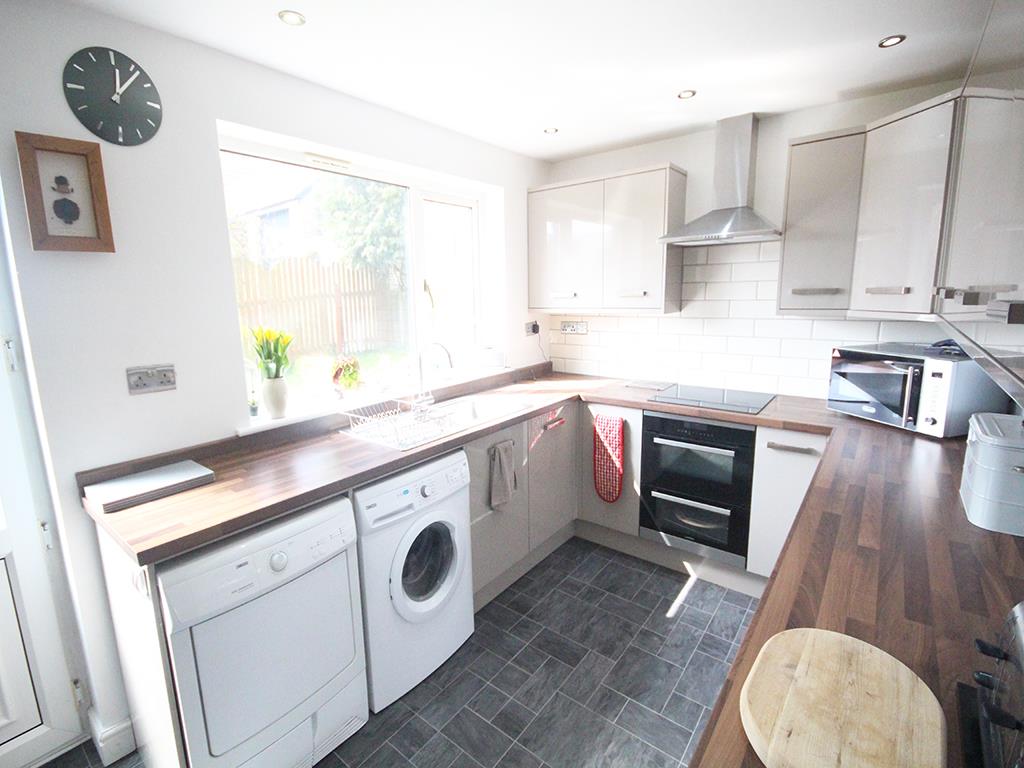 4 bedroom detached house For Sale in Earby - IMG_2510.jpg